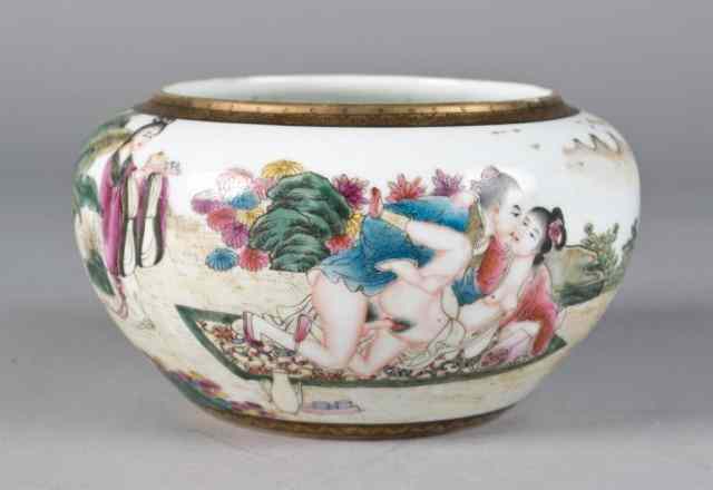 Appraisal: A Fine Chinese Famille Rose Erotic PotWith gilt top and