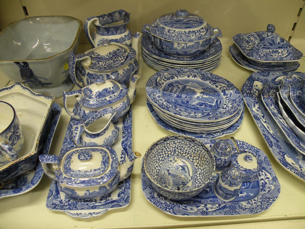 Appraisal: A large quantity of Copeland Spode Italian pattern dinnerware etc