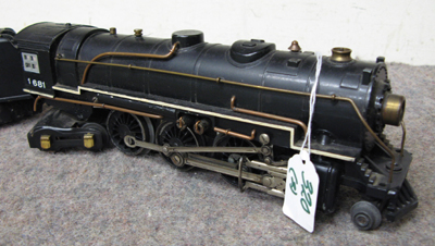 Appraisal: AMERICAN FLYER O GAUGE STEAM LOCOMOTIVE AND TENDER the former