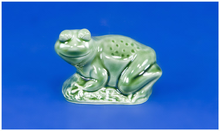 Appraisal: Wade Smiling Frog original box backstamp embossed Wade