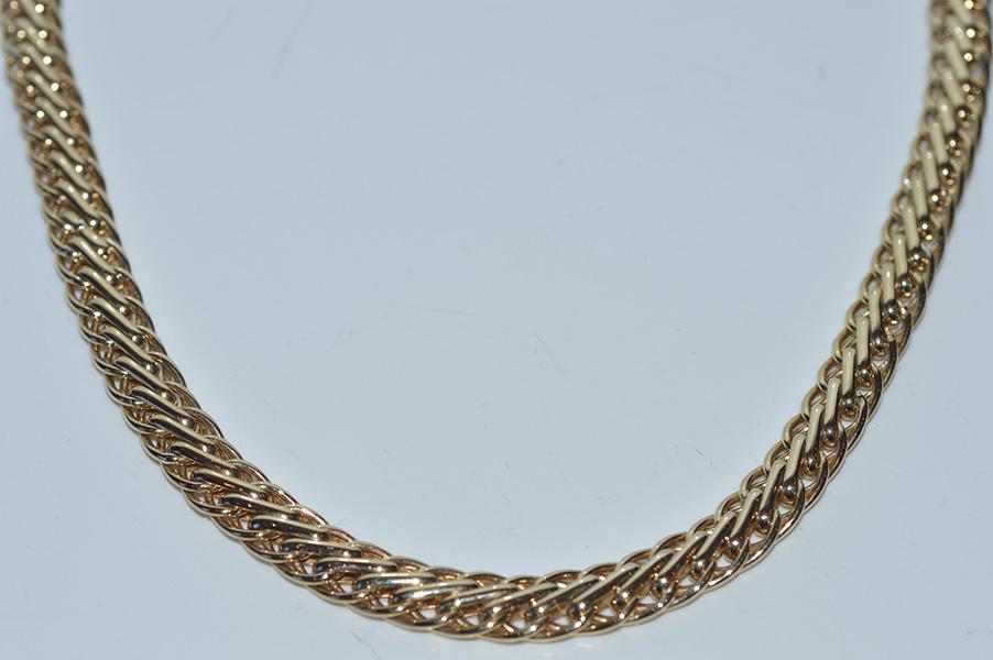 Appraisal: A FANCY CURBLINK NECKLACE TO BOLT RING CLASP IN CT