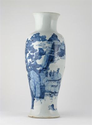 Appraisal: A large Chinese blue and white vase painted with figures