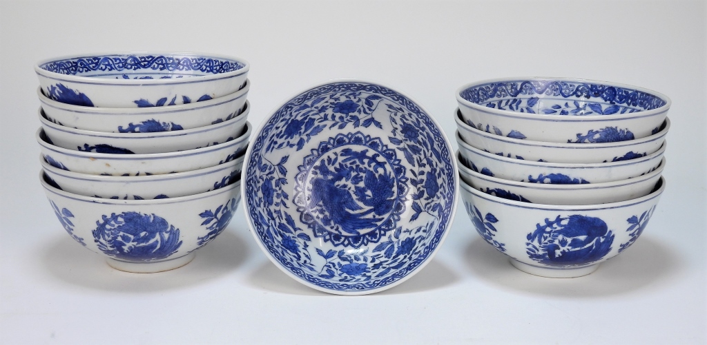 Appraisal: PC CHINESE EXPORT BLUE WHITE PORCELAIN BOWLS China th CenturyDecorated