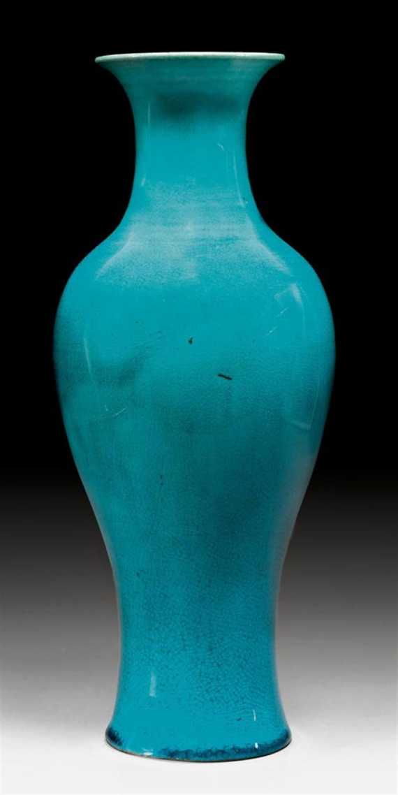 Appraisal: A SLENDER TURQUOISE GLAZED VASE China Kangxi period height cm