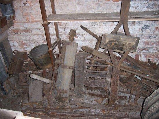 Appraisal: The remaining contents of the blacksmith's shop