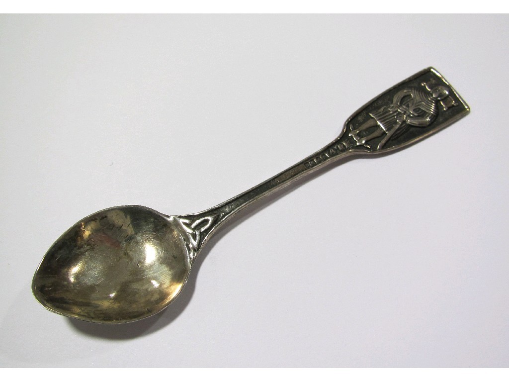 Appraisal: Alexander Ritchie silver coffee spoon with a warrior stamped AR