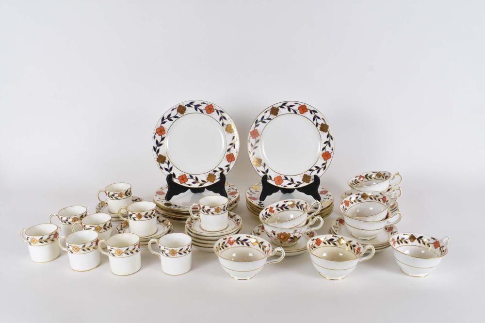 Appraisal: DERBY IMARI-DECORATED PORCELAIN DESSERT SERVICE th Century Marked on the