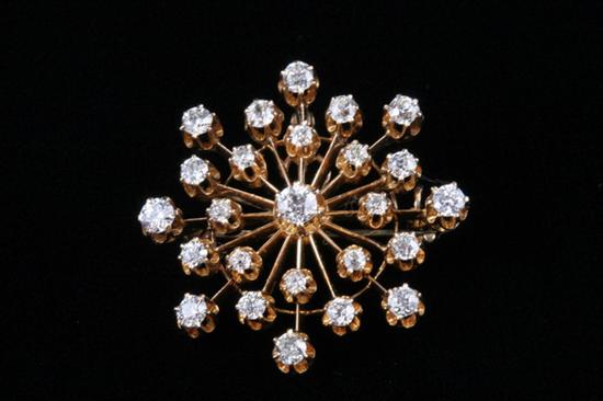 Appraisal: K YELLOW GOLD AND DIAMOND SUNBURST BROOCH PENDANT early th