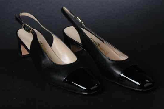 Appraisal: FERRAGAMO BLACK LEATHER SLING-BACKS Size B In new condition Includes