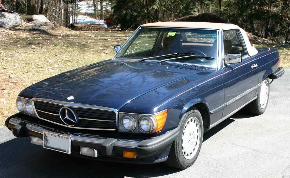 Appraisal: AUTOMOBILE - Mercedes-Benz Sl convertible Vin WDBBA DOHA with original