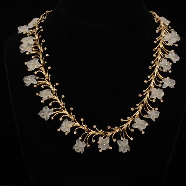 Appraisal: Grosse Retro Vintage gold tone floral frosted glass necklace with