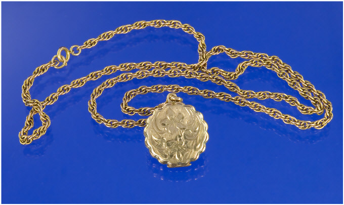 Appraisal: ct Gold Inch Rope Twist Chain And Locket Total Weight