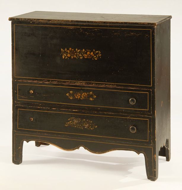 Appraisal: ANTIQUE AMERICAN LIFT-TOP BLANKET CHEST In pine Painted black with