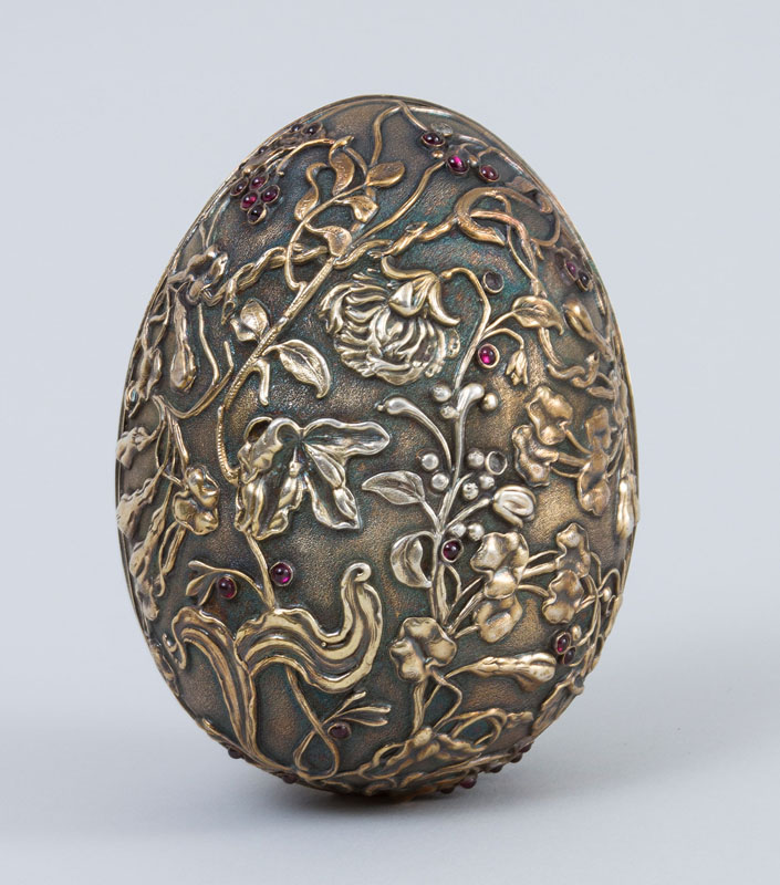 Appraisal: RUSSIAN RUBY-MOUNTED SILVER-GILT EGG-FORM BOX AND COVER MODERN St Petersburg