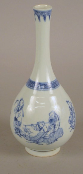 Appraisal: Chinese blue and white bottle vase Slender neck and bulbous