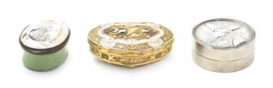 Appraisal: A K Yellow Gold and Mother-of-Pearl Inset Box the hinged