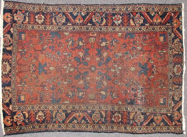 Appraisal: A Lilihan rug size approximately ft in x ft in