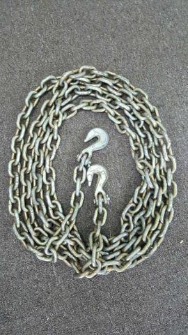 Appraisal: Has x heavy duty chain links with hooks Pre owned