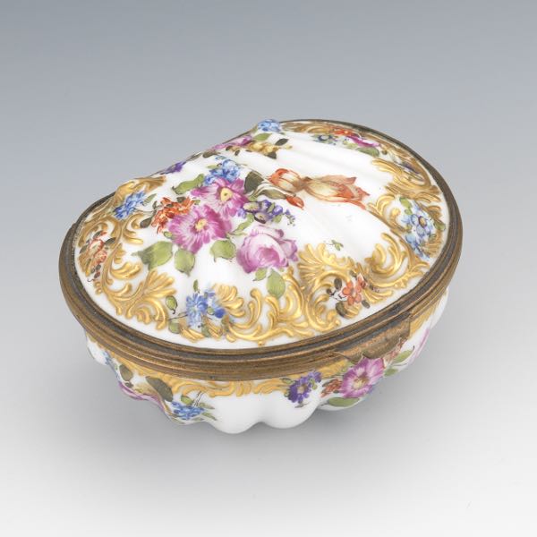 Appraisal: MEISSEN ROCOCO STYLE PORCELAIN AND D'ORE BRONZE SHELL VANITY BOX