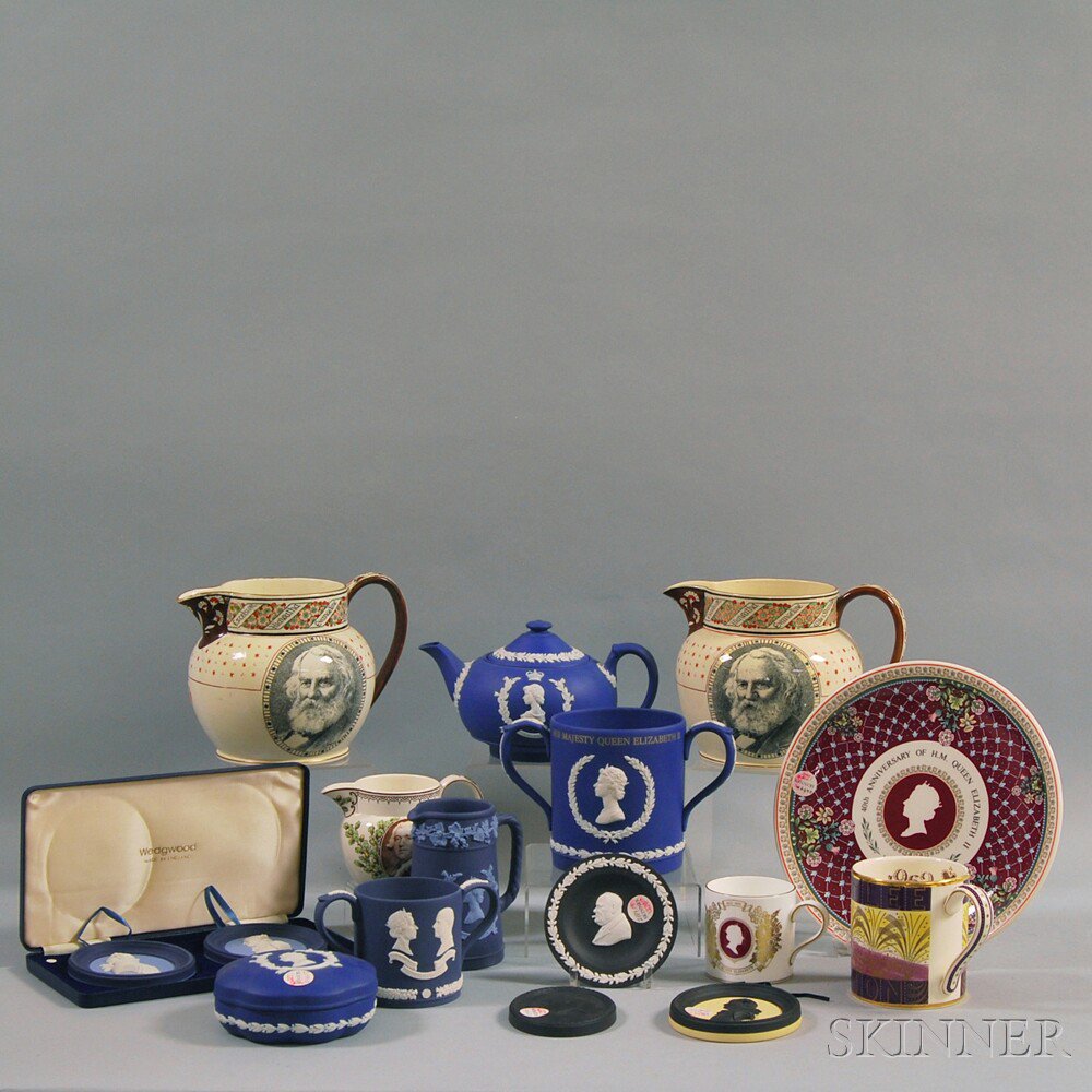 Appraisal: Sixteen Wedgwood Commemorative Items th and st century including Queen