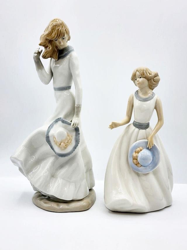 Appraisal: Lladro style figurines marked Castille Porcelain Made in Spain Both