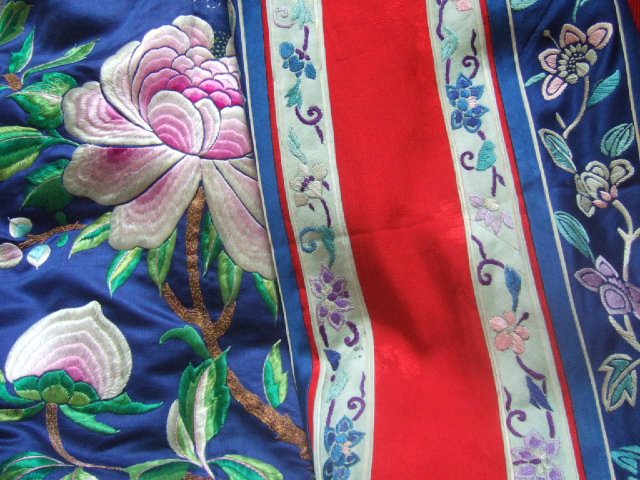 Appraisal: An informal jacket and apron skirt Chinese th century the