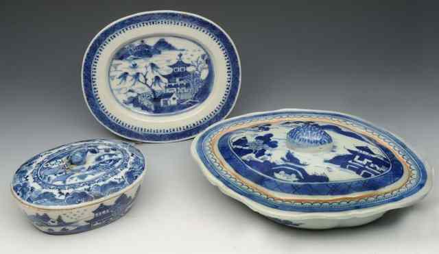 Appraisal: A CHINESE PORCELAIN TUREEN AND COVER with landscape decoration an