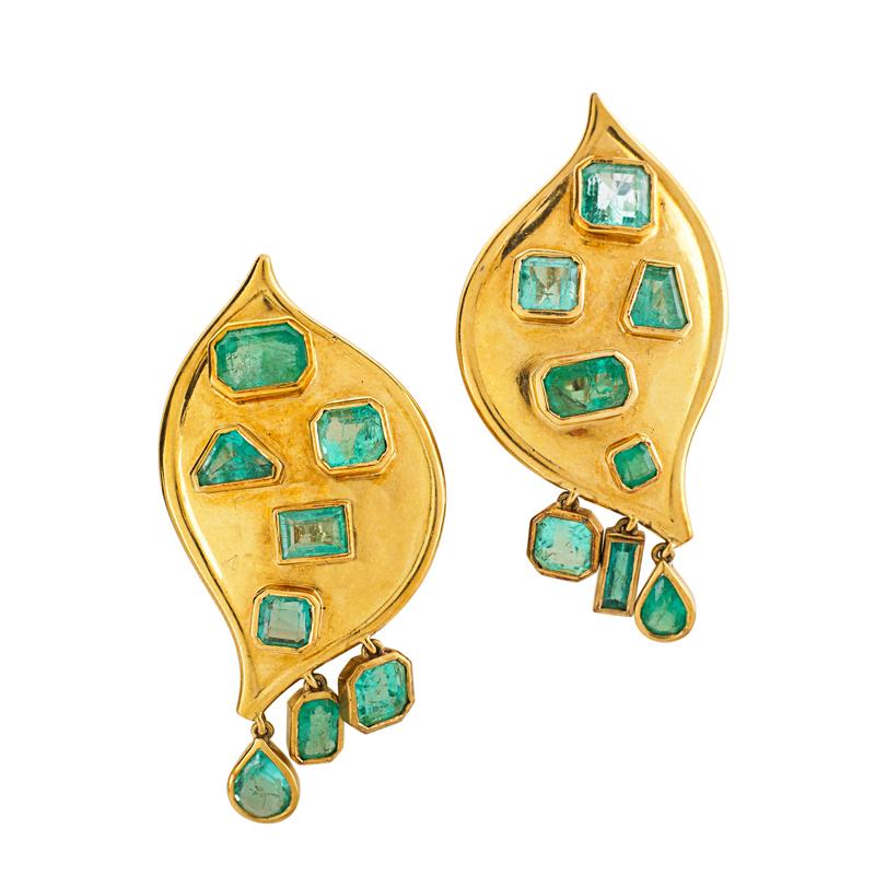 Appraisal: EMERALD K GOLD LARGE BIOMORPHIC EARRINGS Condition Report