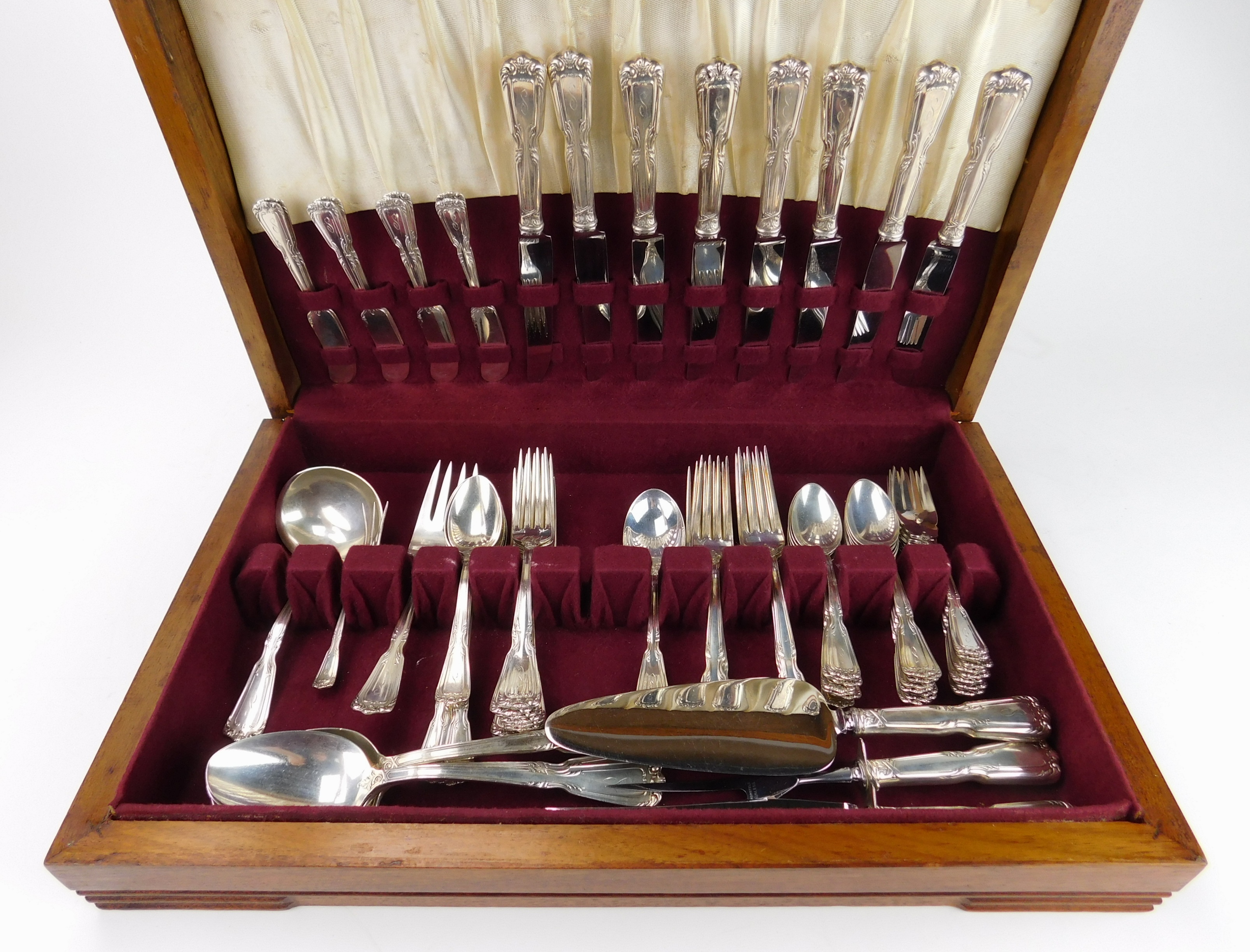 Appraisal: Reed amd Barton Sterling silver flatware service Chambord pattern pc