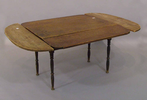 Appraisal: New England dropleaf dining table with extension leaves