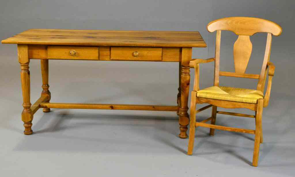 Appraisal: Eddie Bauer Pine Desk Matching ChairPine desk with turned legs