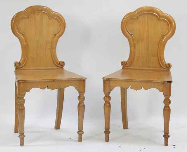 Appraisal: A pair of pine hall chairs