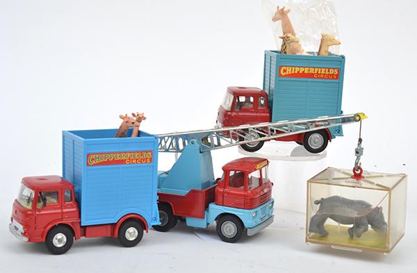 Appraisal: COLLECTION OF CORGI CHIPPERFIELDS MODELS INCLUDING X GIRAFFE TRANSPORTER CHIPPERFIELDS