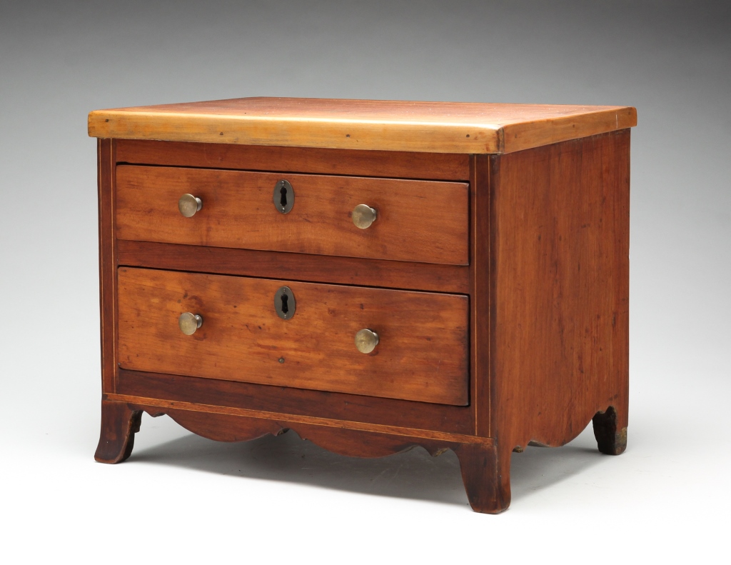 Appraisal: AMERICAN HEPPLEWHITE MINIATURE CHEST First half th century cherry with