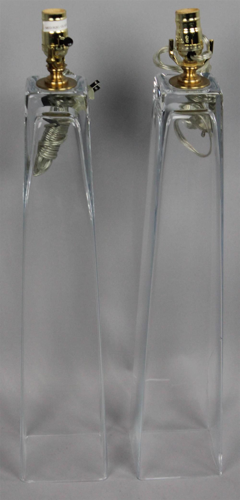 Appraisal: PAIR OF BARBARA COSGROVE SQUARE-BASE GLASS TABLE LAMPS with elongated