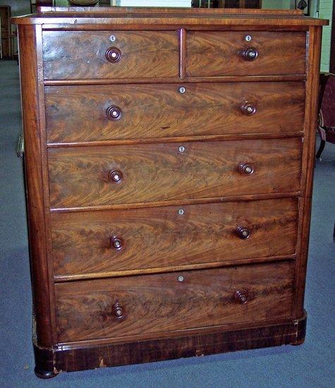 Appraisal: A Victorian mahogany chest of four long and two short