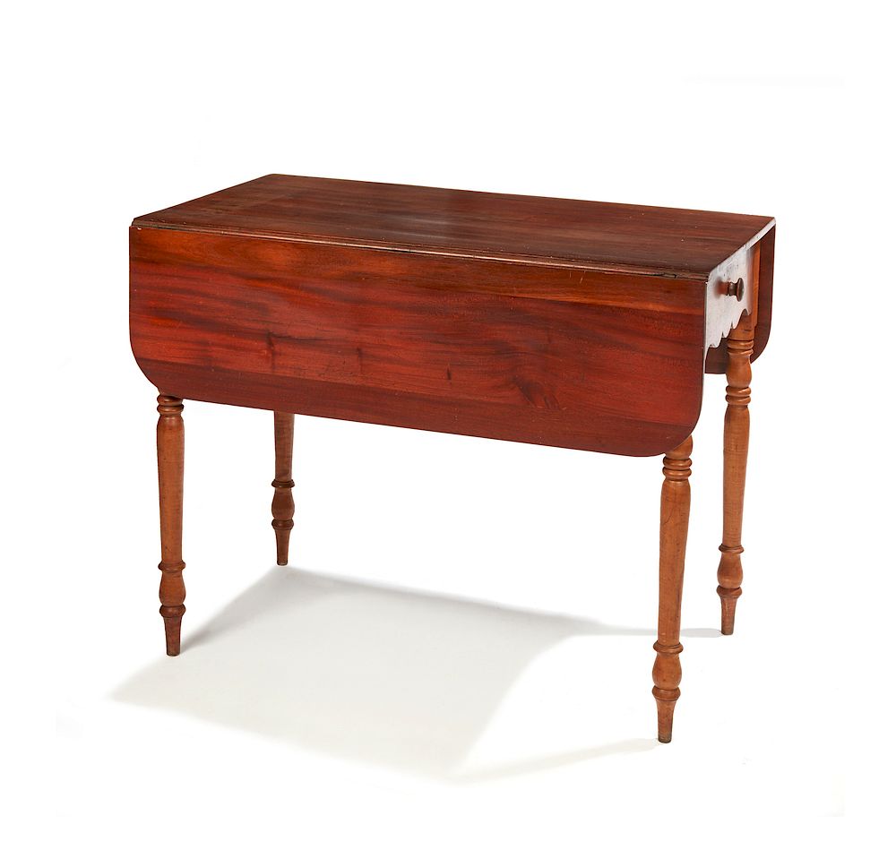 Appraisal: American Mahogany Drop-Leaf Table American mahogany drop leaf table with