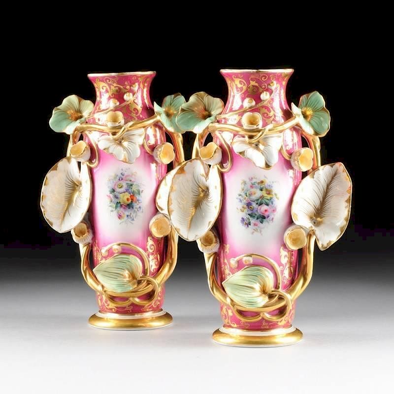 Appraisal: A PAIR OF OLD PARIS PARCEL GILT CLARET GROUND PORCELAIN