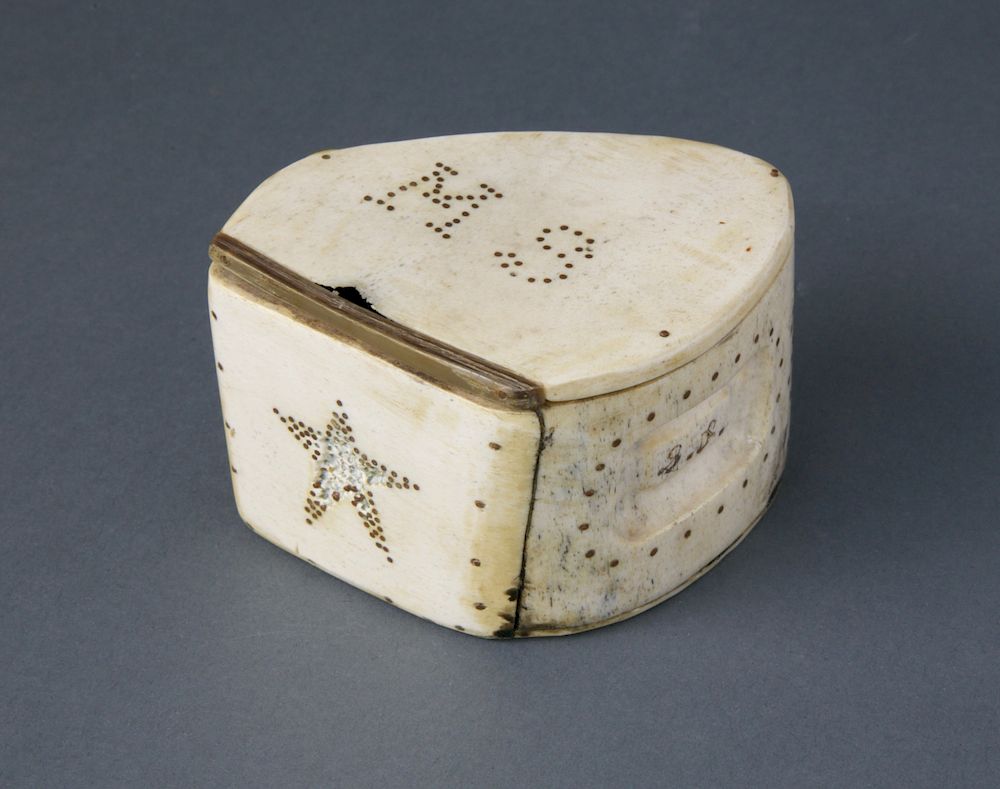 Appraisal: Copper Stippled Inlaid Bone Faux Box circa Exclusive on Bidsquare