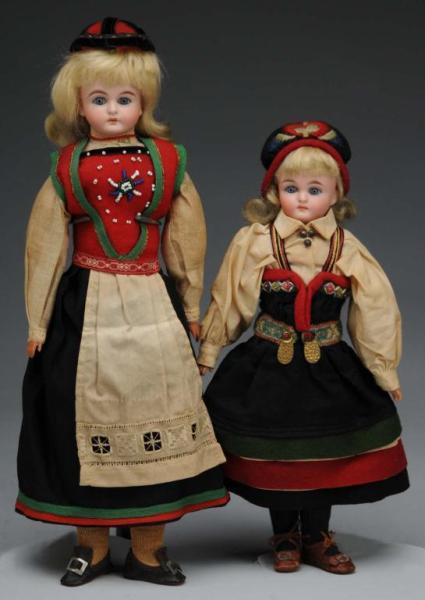 Appraisal: Lot of Bisque Shoulder Head Dolls Description Germany Ca s