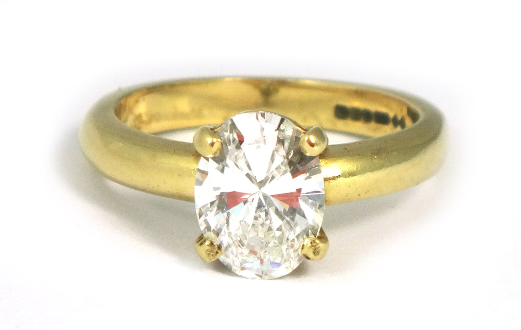 Appraisal: An ct gold and diamond set single stone ring claw