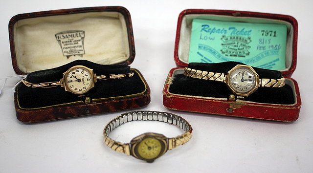 Appraisal: AN EARLY TH CENTURY CARAT GOLD LADIES EVERITE WRIST WATCH