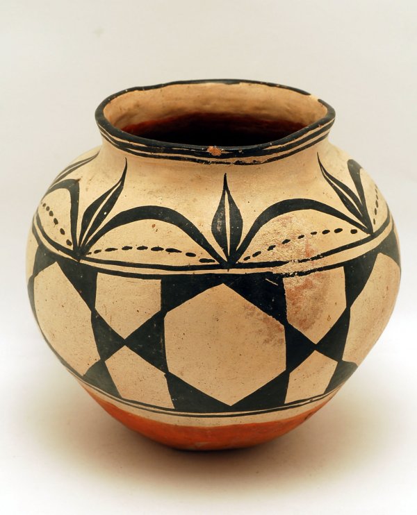 Appraisal: Santo Domingo pueblo olla bowl black and cream glazed geometric