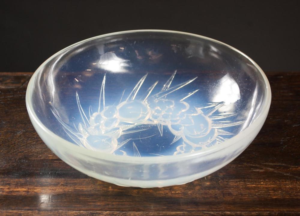 Appraisal: RENE LALIQUE MONT DORE OPALESCENT GLASS BOWL Molded R LALIQUE