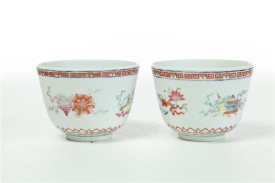 Appraisal: PAIR OF CUPS China - porcelain Each has colorful Eight