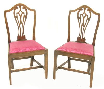 Appraisal: A set of six th century elm side chairs with