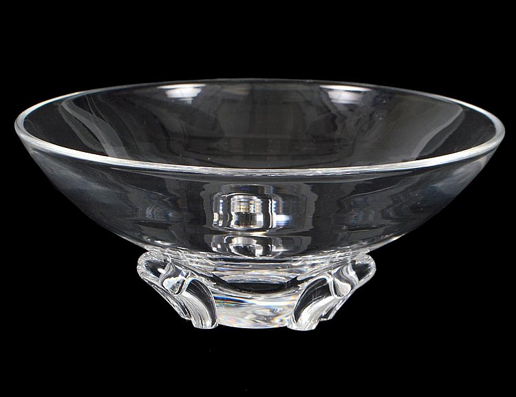 Appraisal: STEUBEN COLORLESS GLASS BOWLModern Etched signature Circular with tripod feet