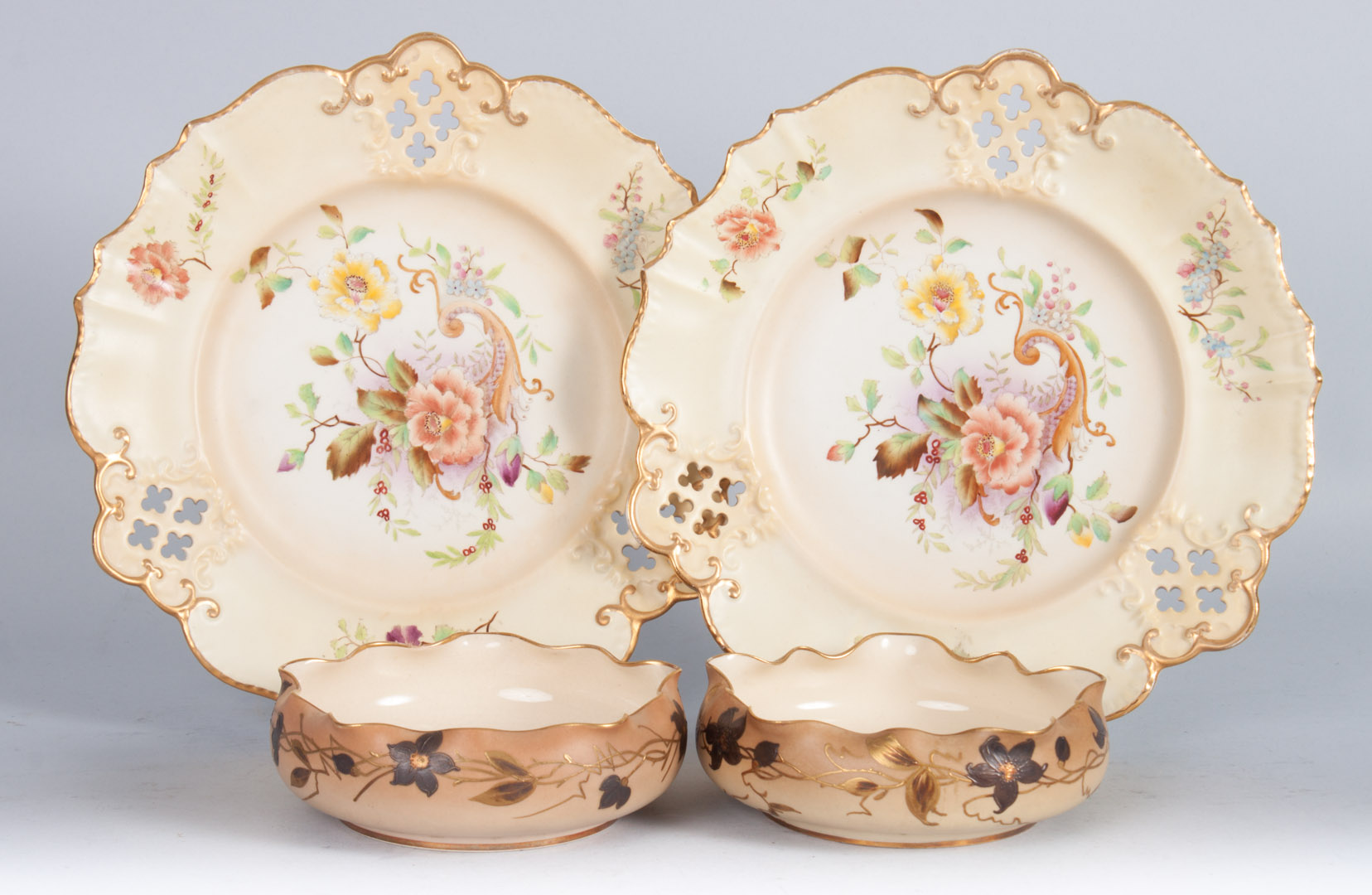 Appraisal: Pair of English china plates earthenware bowls late th century