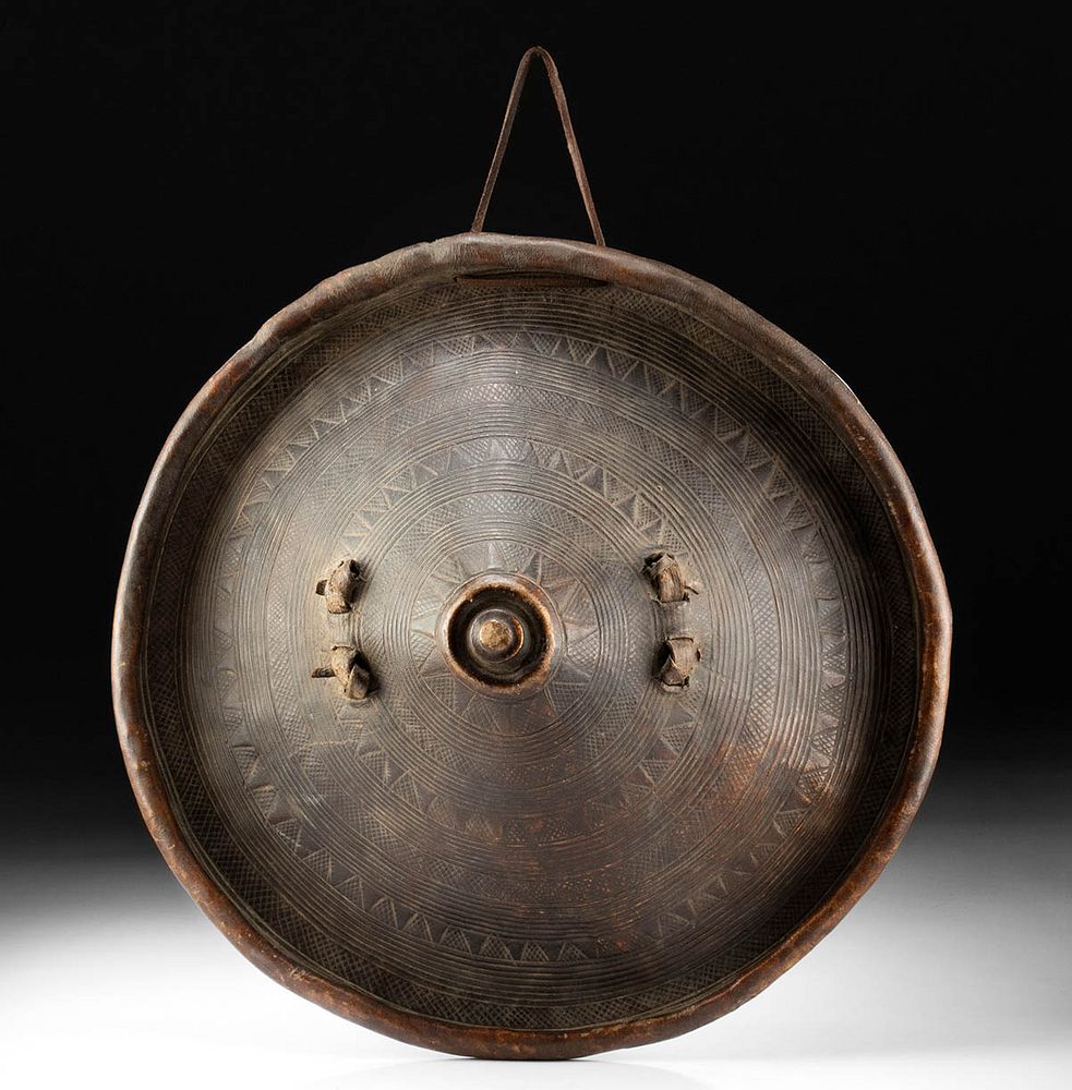 Appraisal: th C Ethiopian Hide Shield w Linear Motifs Horn of