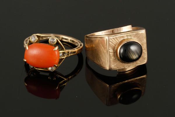 Appraisal: - Lot of Ladies' K Rings Lot of two ladies'